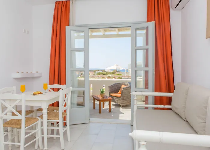 Sun And Moon Pirgaki (Naxos)