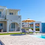 Sun And Moon Pirgaki (Naxos)