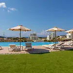 Sun And Moon Pirgaki (Naxos)