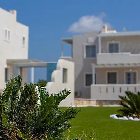 Sun And Moon Pirgaki (Naxos)