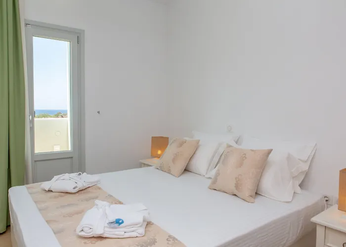 Sun And Moon Hotel Pirgaki (Naxos)