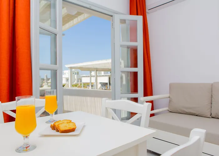 Sun And Moon Pirgaki (Naxos)